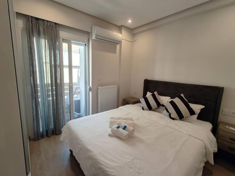 Chic Apartment Near Acropolis Aten Exteriör bild
